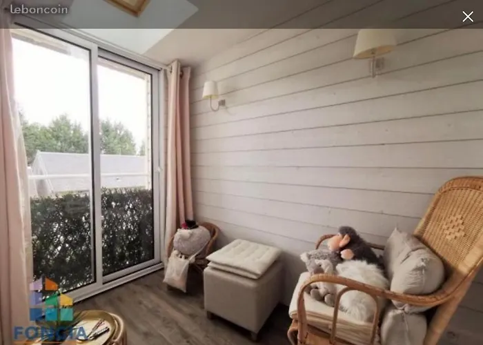 Сasa de vacaciones Maison Avec Terrasse Privée 400m De La Place Morny Deauville